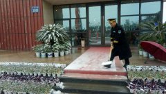 正能量！給物業(yè)一個贊，冰天雪地有我們在。